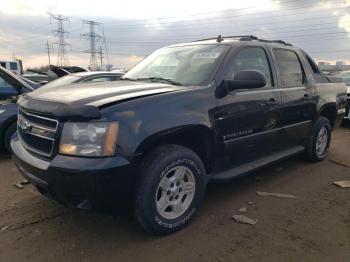  Salvage Chevrolet Avalanche