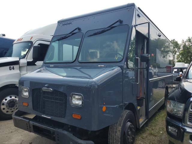  Salvage Freightliner Chassis M