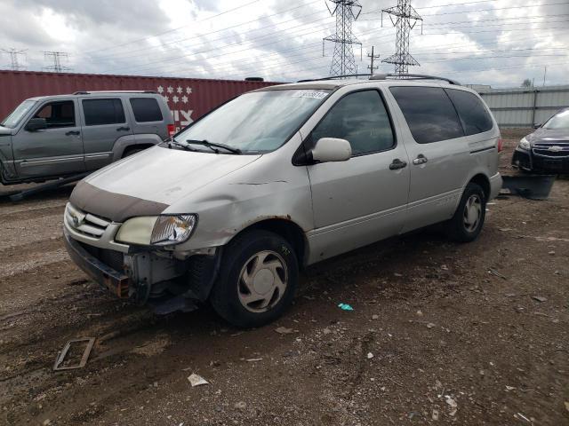  Salvage Toyota Sienna