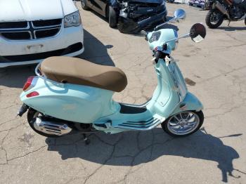  Salvage Vespa Primavera 