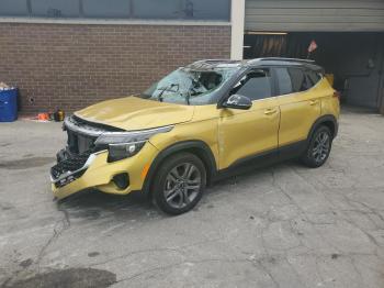  Salvage Kia Seltos