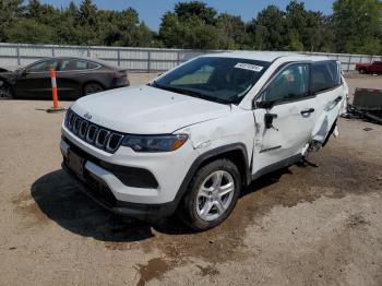  Salvage Jeep Compass