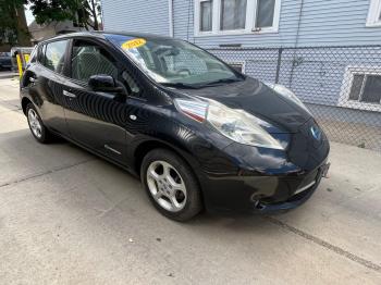  Salvage Nissan LEAF