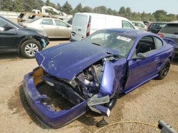  Salvage Ford Mustang