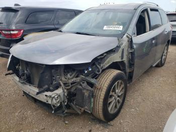  Salvage Nissan Pathfinder