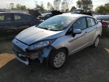  Salvage Ford Fiesta