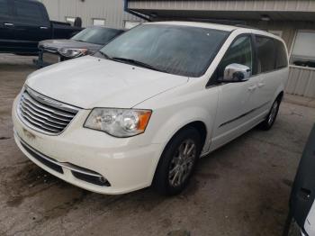  Salvage Chrysler Minivan