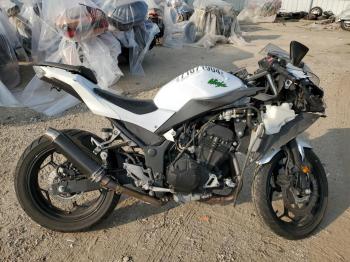  Salvage Kawasaki Ex300 B