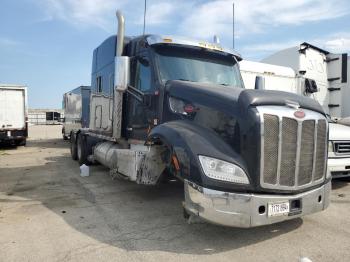  Salvage Peterbilt 579