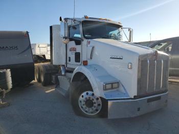  Salvage Kenworth Constructi