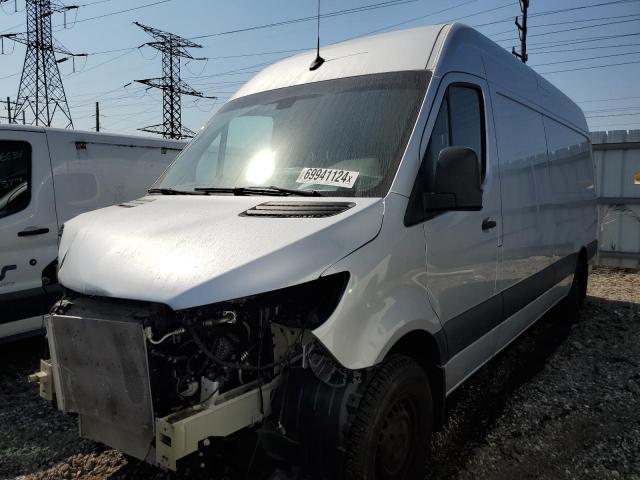  Salvage Mercedes-Benz Sprinter