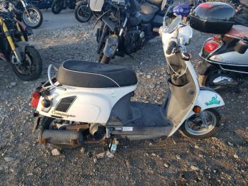  Salvage Kymco Usa Inc Scooter