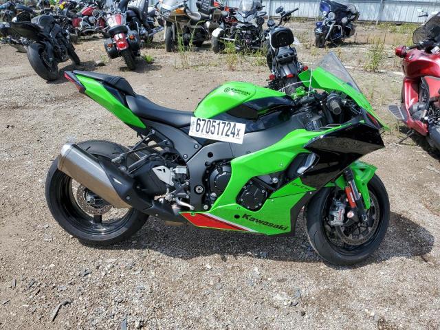  Salvage Kawasaki Zx1002 M