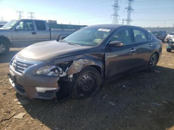  Salvage Nissan Altima