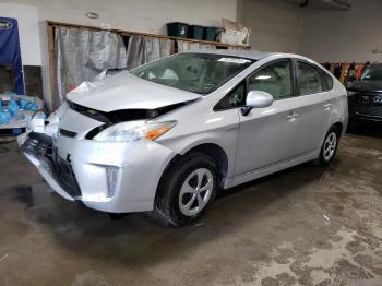  Salvage Toyota Prius