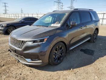  Salvage Kia Carnival