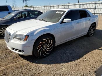  Salvage Chrysler 300