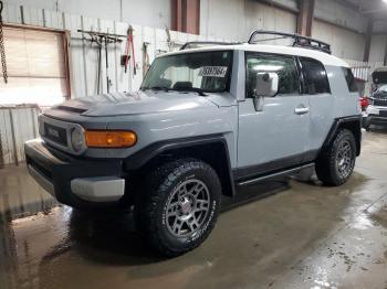  Salvage Toyota FJ Cruiser