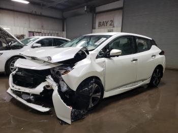  Salvage Nissan LEAF