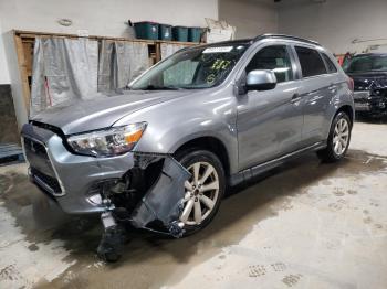  Salvage Mitsubishi Outlander