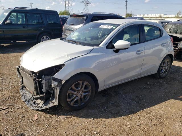  Salvage Toyota Yaris