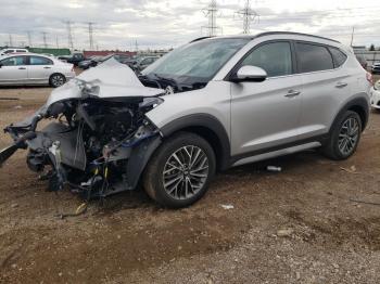  Salvage Hyundai TUCSON