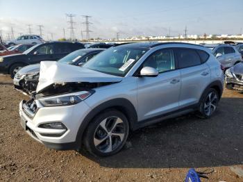  Salvage Hyundai TUCSON