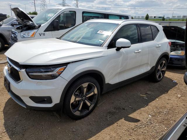  Salvage Volvo XC40