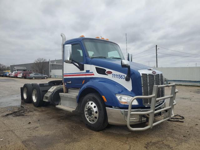  Salvage Peterbilt 579