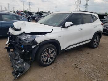  Salvage Kia Seltos