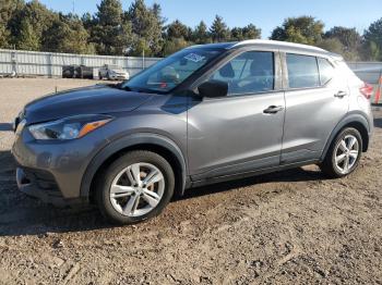  Salvage Nissan Kicks