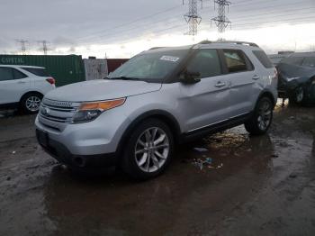  Salvage Ford Explorer