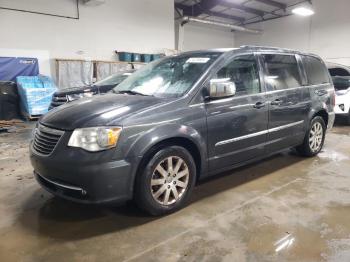  Salvage Chrysler Minivan