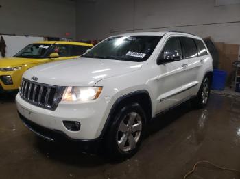  Salvage Jeep Grand Cherokee