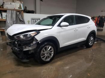  Salvage Hyundai TUCSON