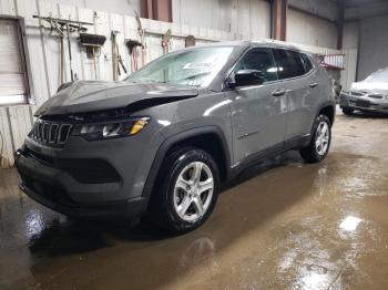  Salvage Jeep Compass