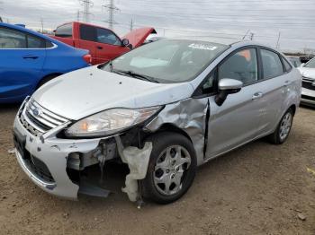  Salvage Ford Fiesta