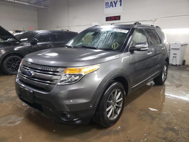  Salvage Ford Explorer