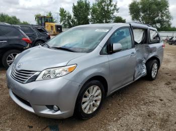  Salvage Toyota Sienna