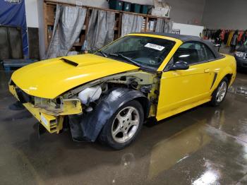  Salvage Ford Mustang