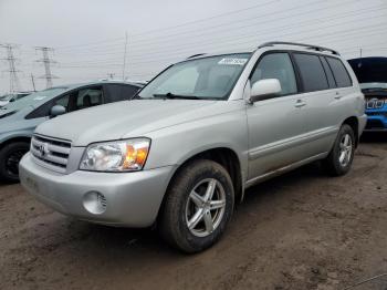  Salvage Toyota Highlander