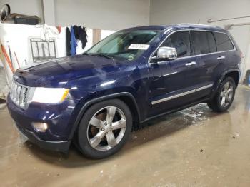  Salvage Jeep Grand Cherokee