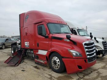  Salvage Freightliner Cascadia 1