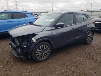  Salvage Nissan Kicks