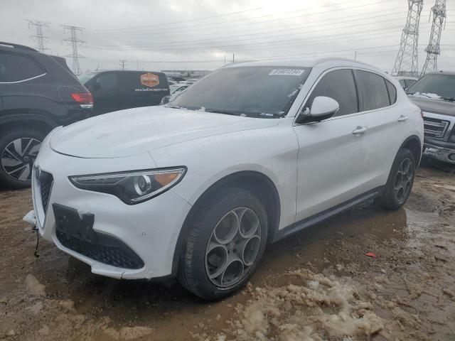  Salvage Alfa Romeo Stelvio