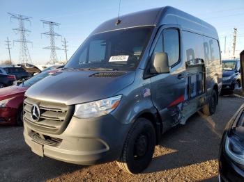  Salvage Mercedes-Benz Sprinter