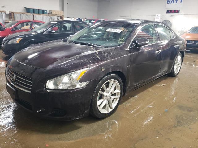  Salvage Nissan Maxima