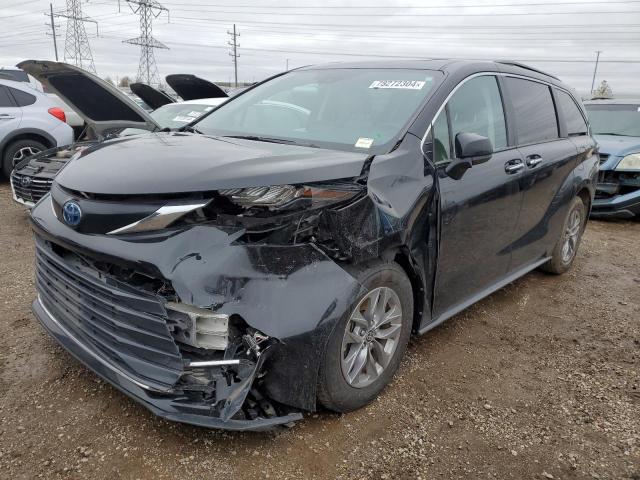  Salvage Toyota Sienna