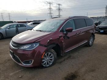  Salvage Chrysler Pacifica