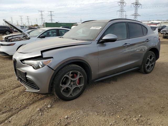  Salvage Alfa Romeo Stelvio